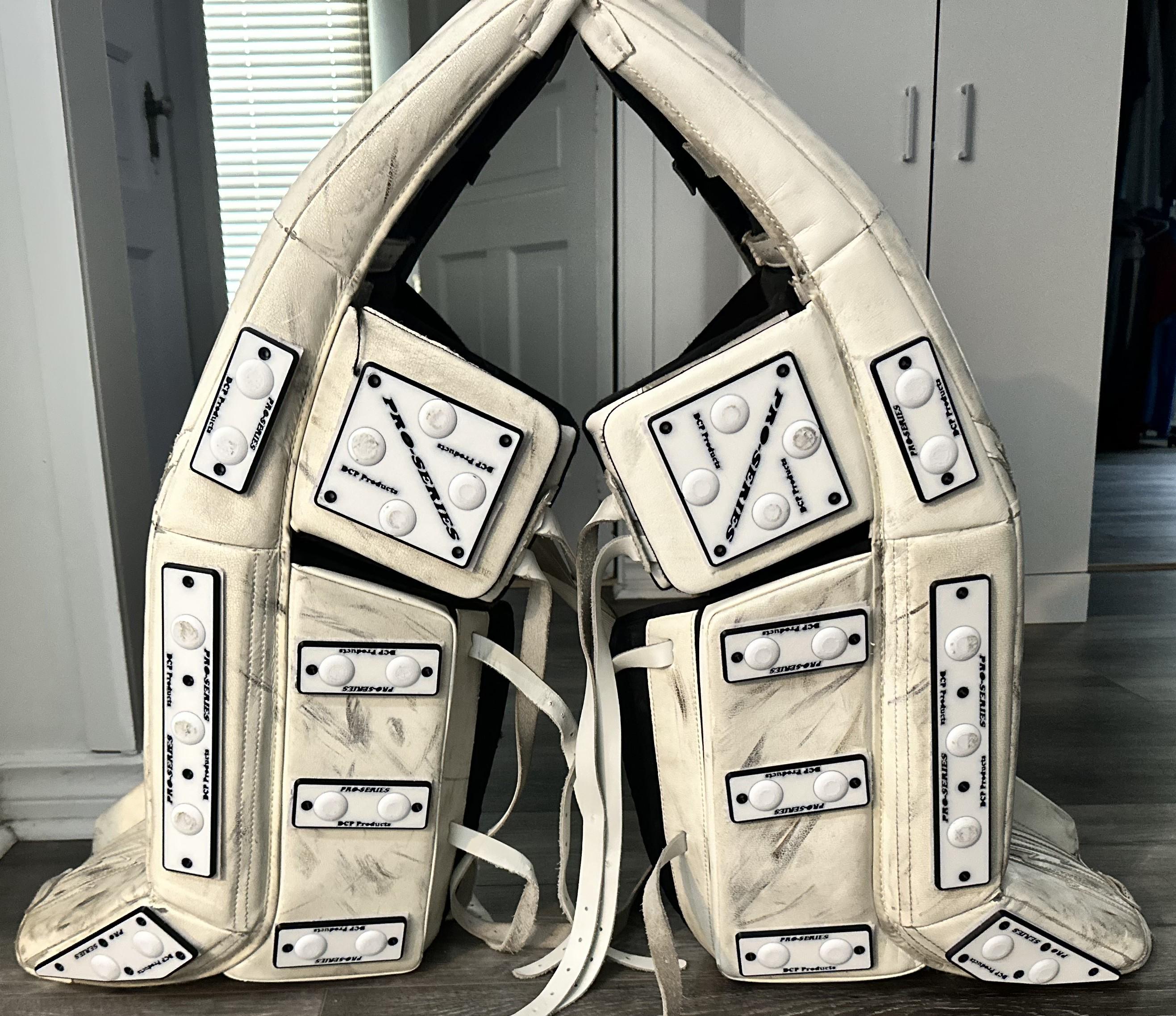 Goalie Pad Slider - Pro Series White